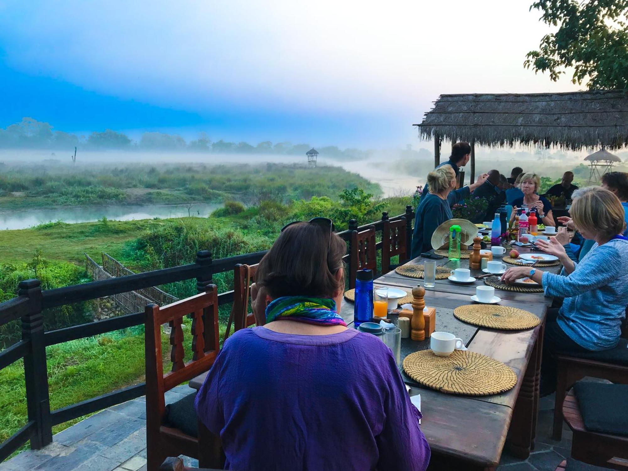 Sapana Village Lodge Sauraha Exterior photo